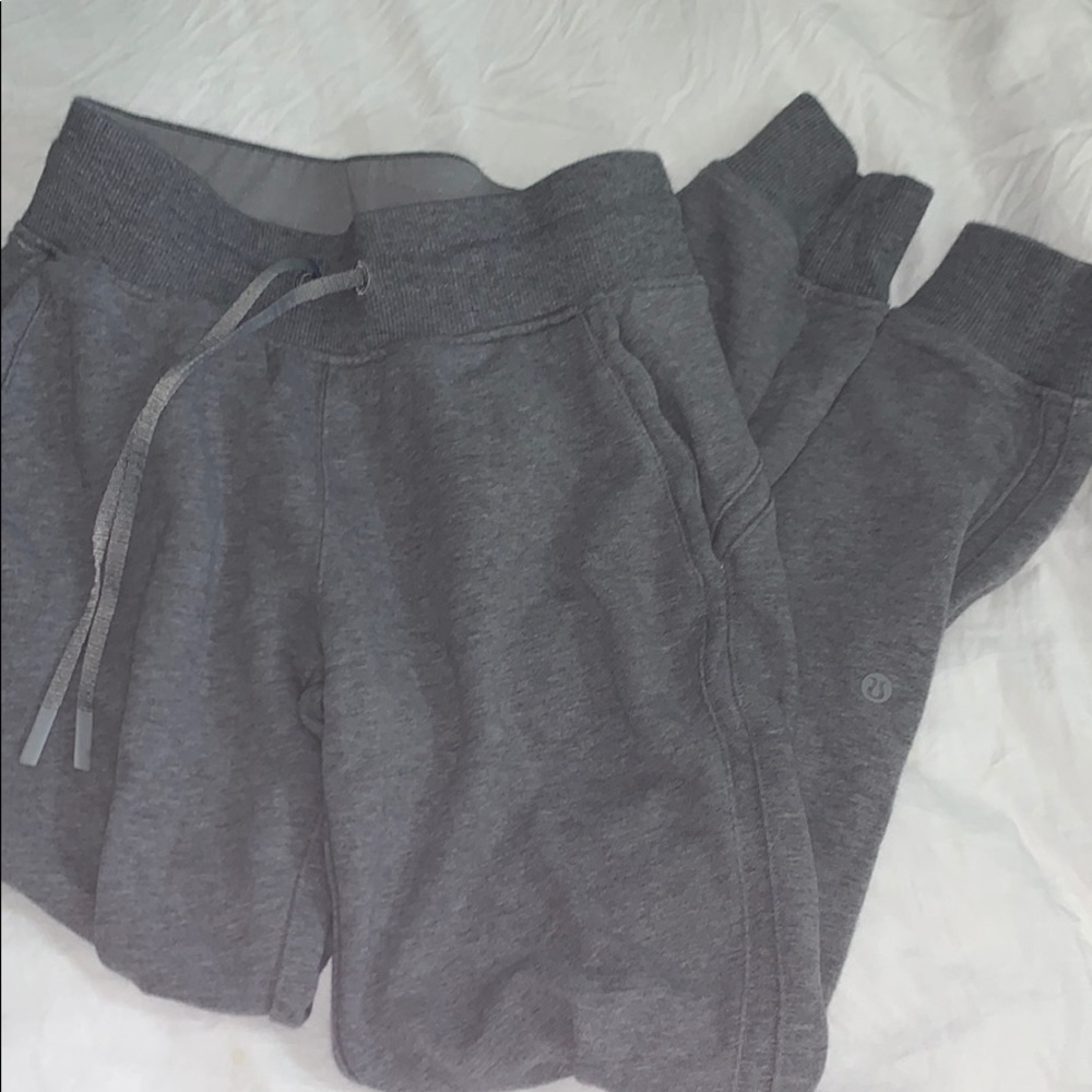 grey lululemon joggers